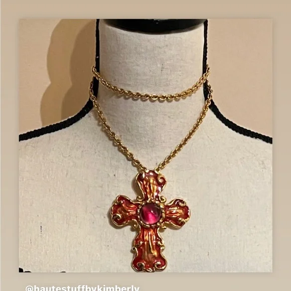 Christian Lacroix Vintage Brooch Pendant w Cabochon Center necklaces included - Picture 6 of 8